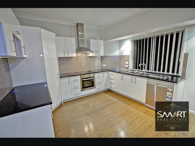 7/8 Alexandrina Drive, Varsity Lakes QLD 4227