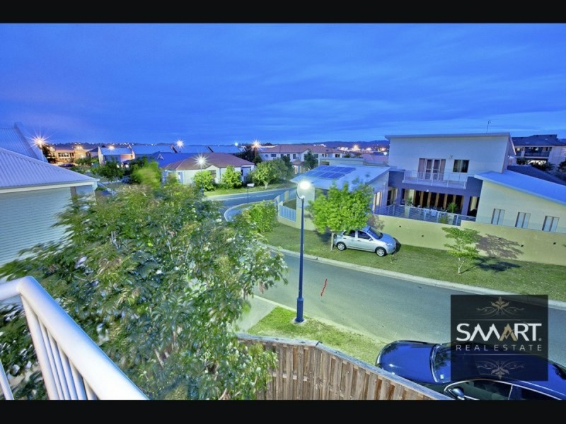 7/8 Alexandrina Drive, Varsity Lakes QLD 4227