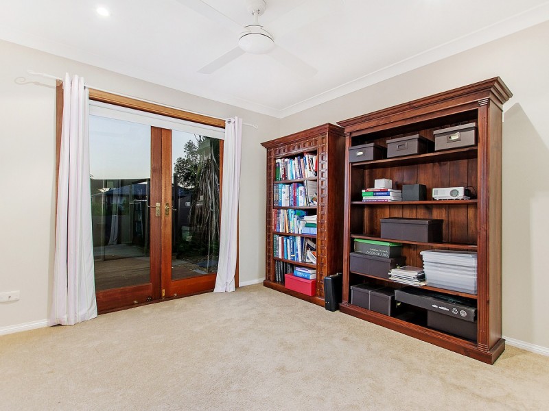 69 Arnold Palmer Drive, Parkwood QLD 4214