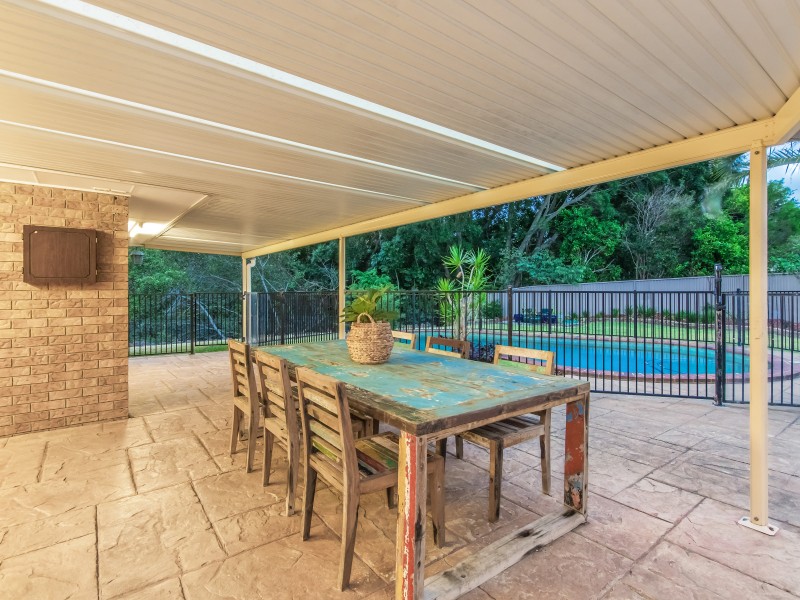 62 Kawana Crescent, Ashmore QLD 4214