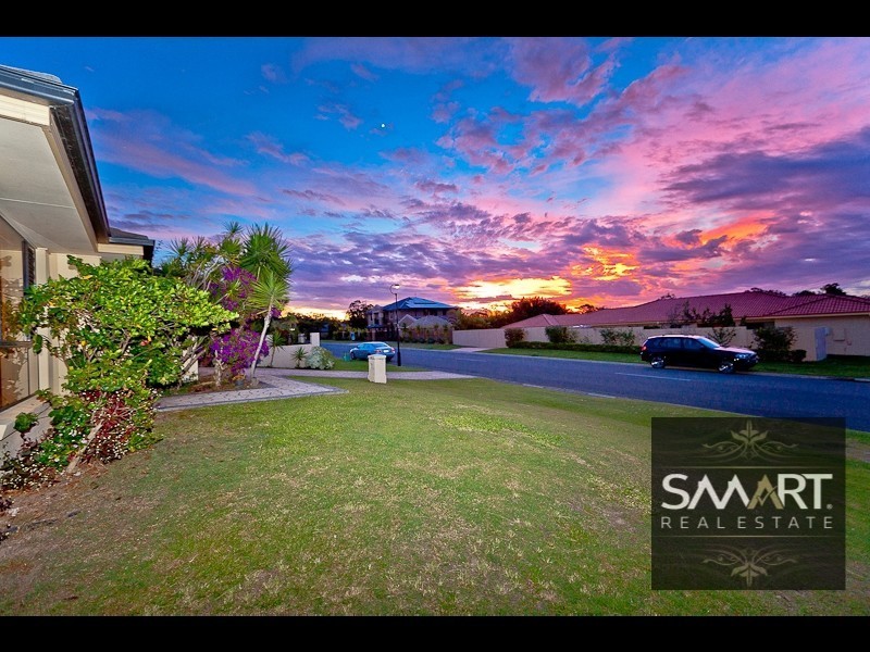 55 Arun Drive, Arundel QLD 4214