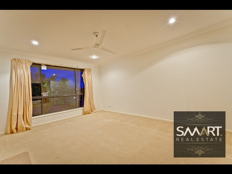 55 Arun Drive, Arundel QLD 4214