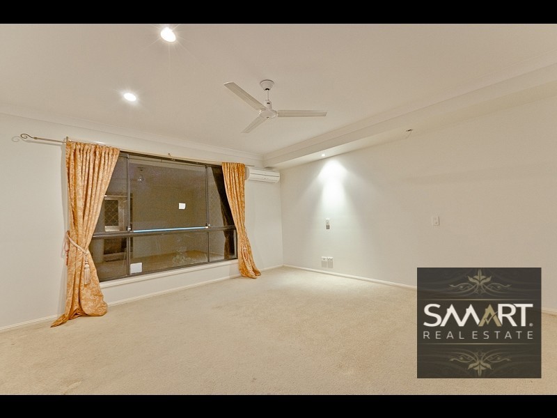 55 Arun Drive, Arundel QLD 4214