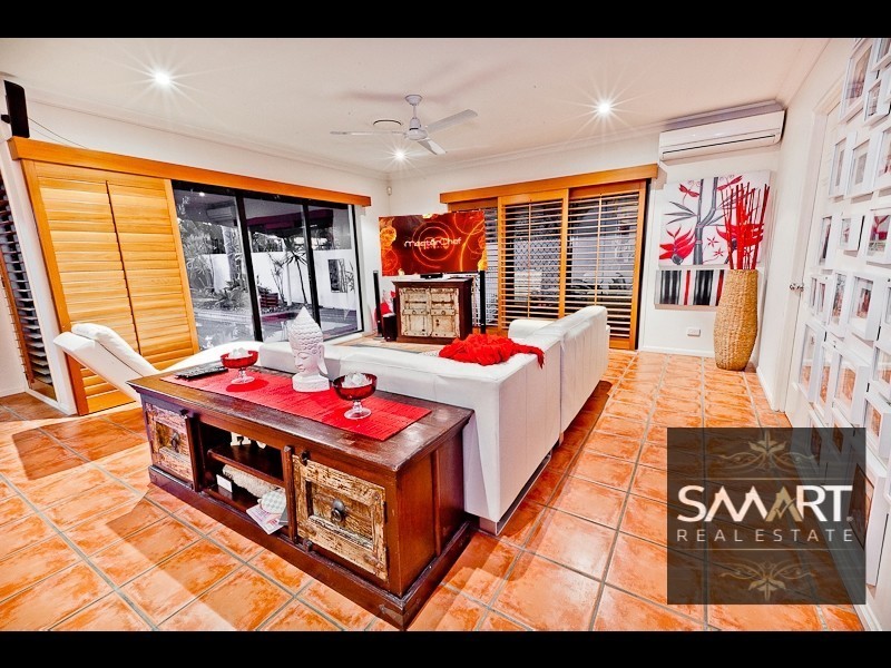 39 Meadowview Drive, Carrara QLD 4211