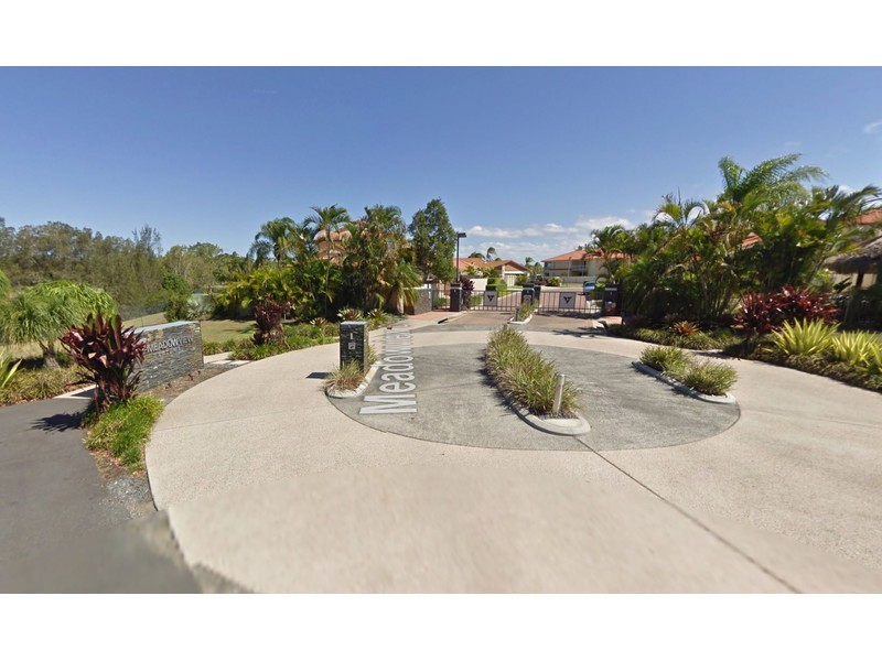 39 Meadowview Drive, Carrara QLD 4211