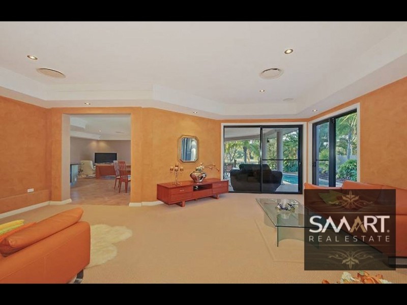 9 Claremont Drive, Robina QLD 4226