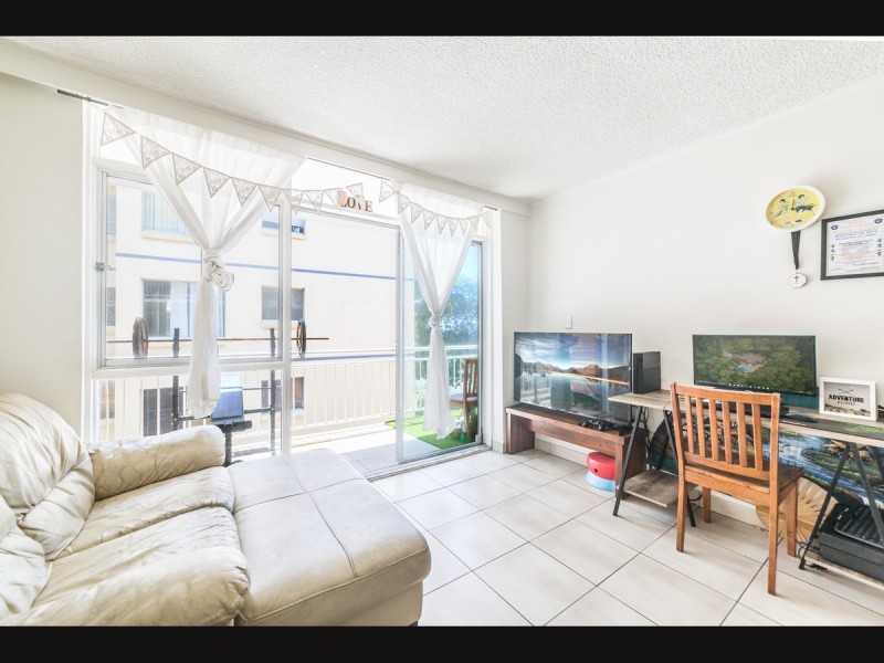 17/120 The Esplanade, Surfers Paradise QLD 4217