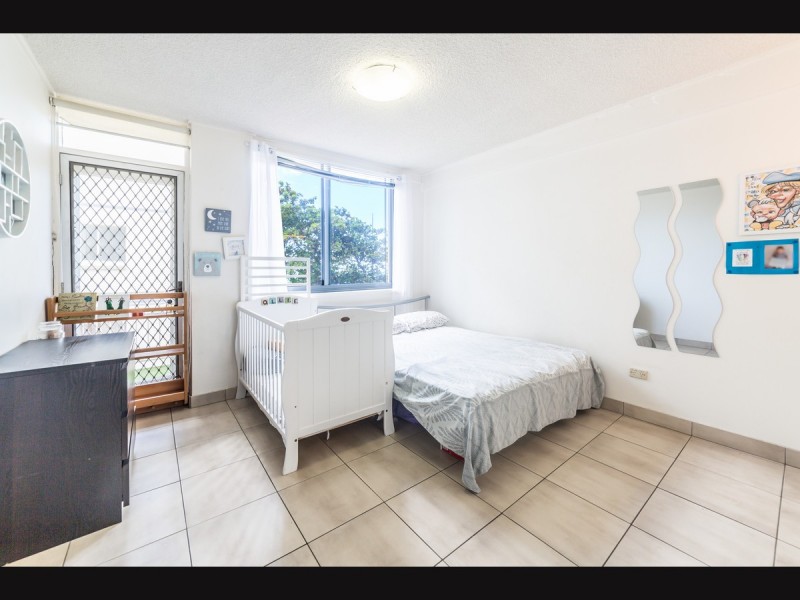 17/120 The Esplanade, Surfers Paradise QLD 4217