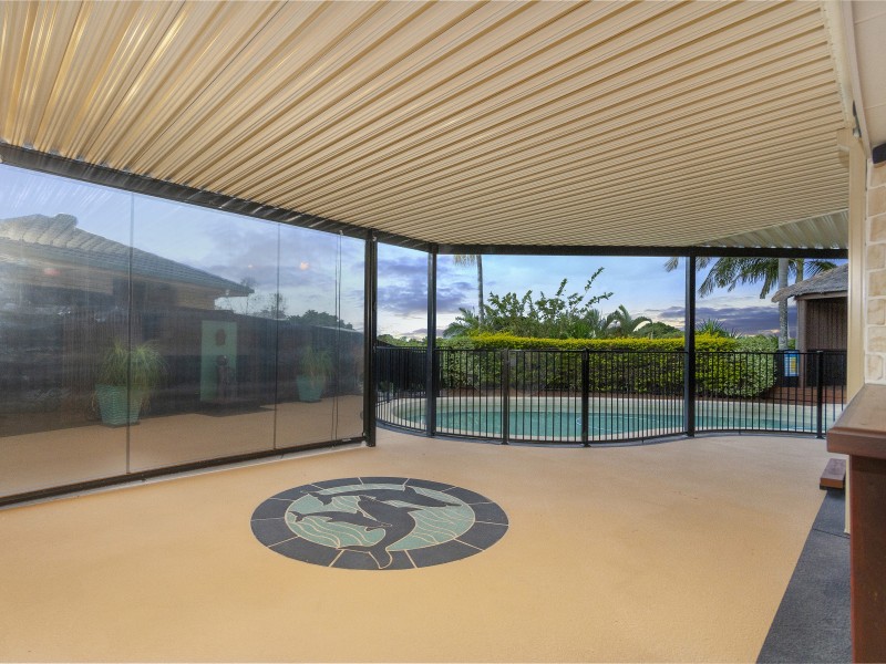 7 Greenlands Drive, Varsity Lakes QLD 4227