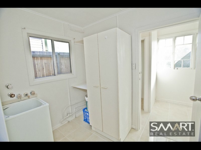 40 Sydney Street, Labrador QLD 4215