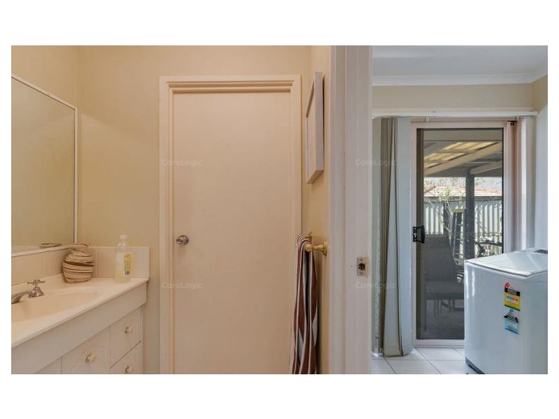 1/41 Harley Street, Labrador QLD 4215