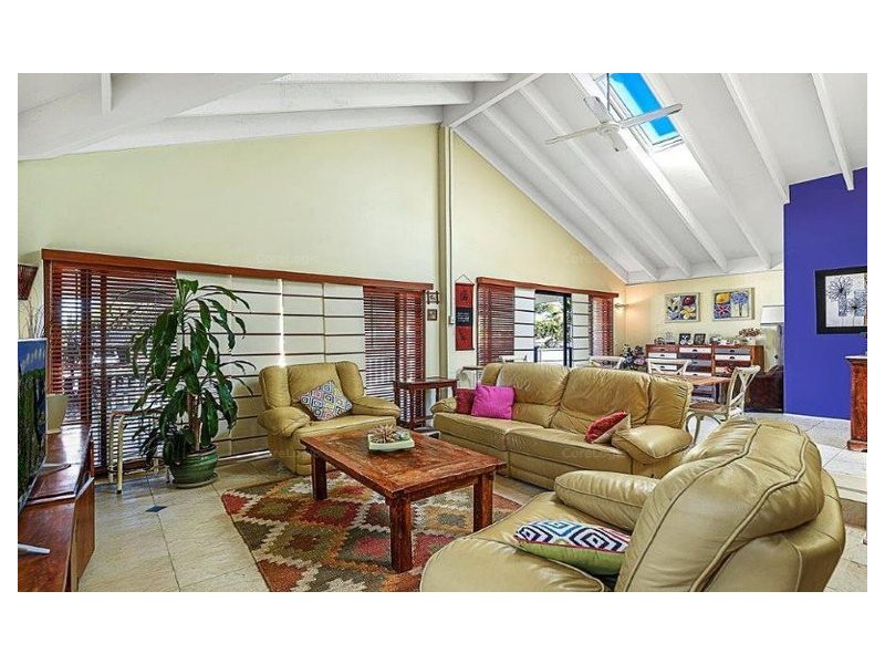 5 Butterfly Court, Benowa QLD 4217