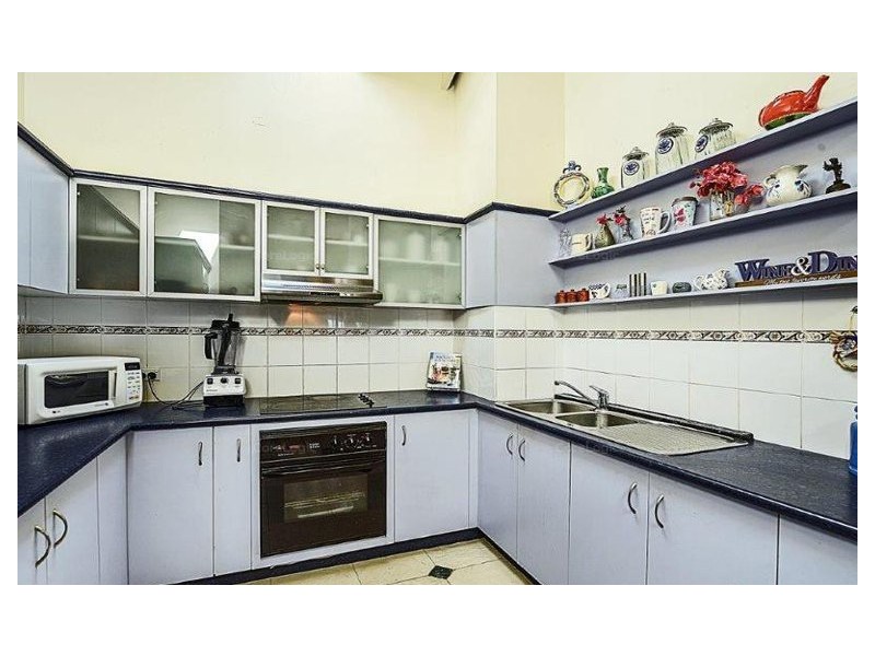 5 Butterfly Court, Benowa QLD 4217