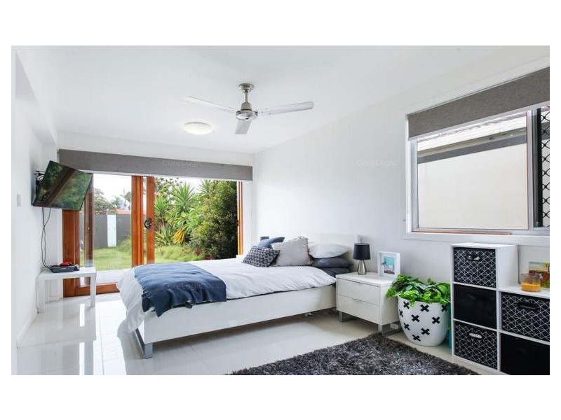 97 Monaco Street, Broadbeach Waters QLD 4218