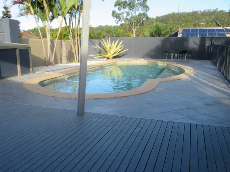 Parkwood QLD 4214