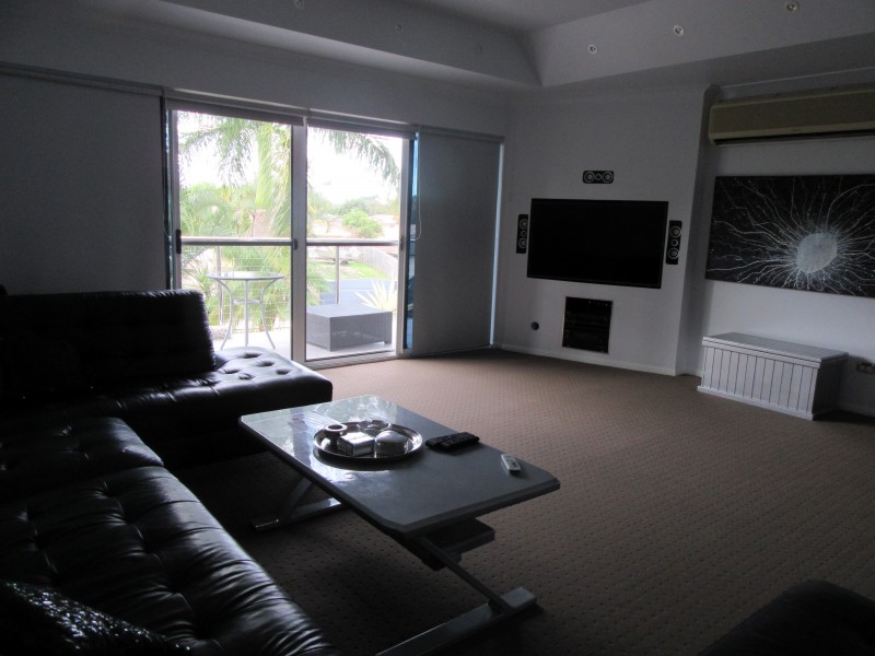 Parkwood QLD 4214