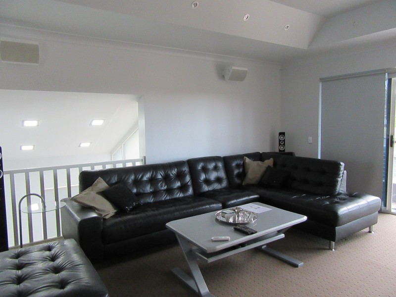 Parkwood QLD 4214