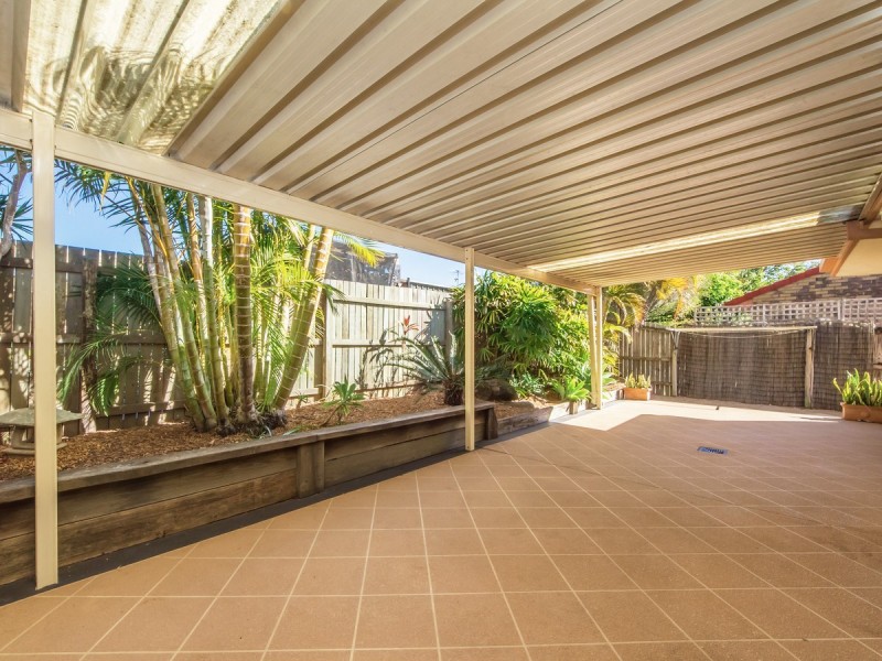 1/9 Melanie Place, Labrador QLD 4215