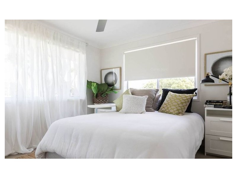 2/54 Darramabal Street, Chevron Island QLD 4217