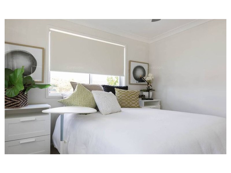 2/54 Darramabal Street, Chevron Island QLD 4217