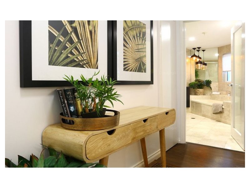 4/19 Riverview Parade, Surfers Paradise QLD 4217