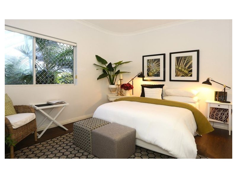 4/19 Riverview Parade, Surfers Paradise QLD 4217