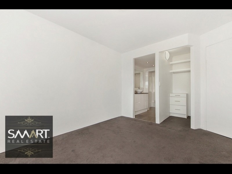 9/68 Stanhill Drive, Chevron Island QLD 4217