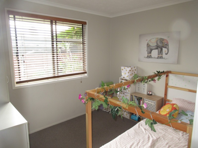 1/8 Onyx Court, Carrara QLD 4211