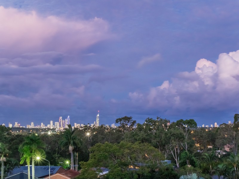 4 Harneil Place, Carrara QLD 4211