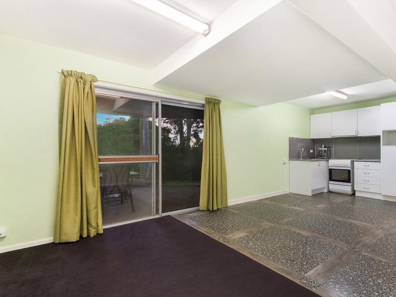 4 Harneil Place, Carrara QLD 4211