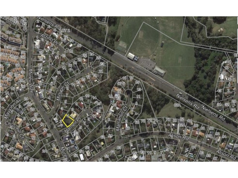 4 Harneil Place, Carrara QLD 4211
