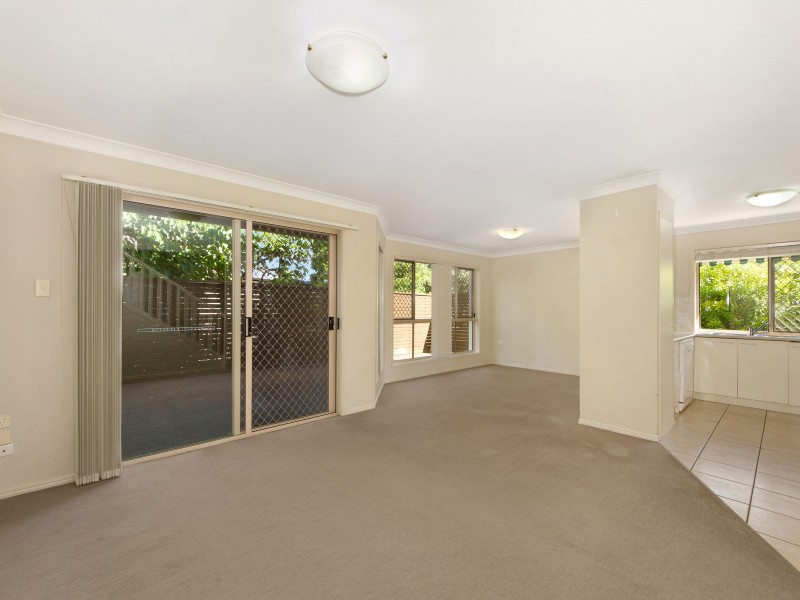 3/50 Blake Street, Southport QLD 4215