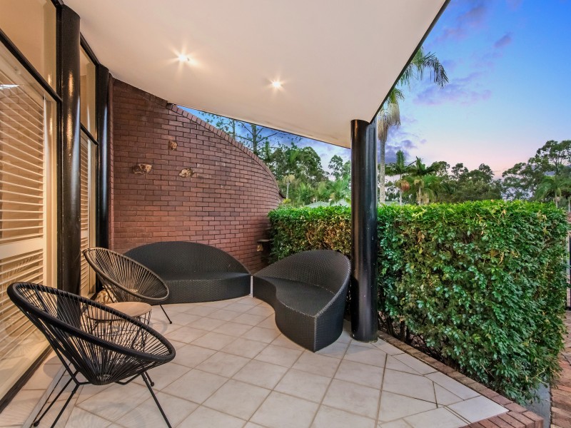 111 Alison Road, Carrara QLD 4211