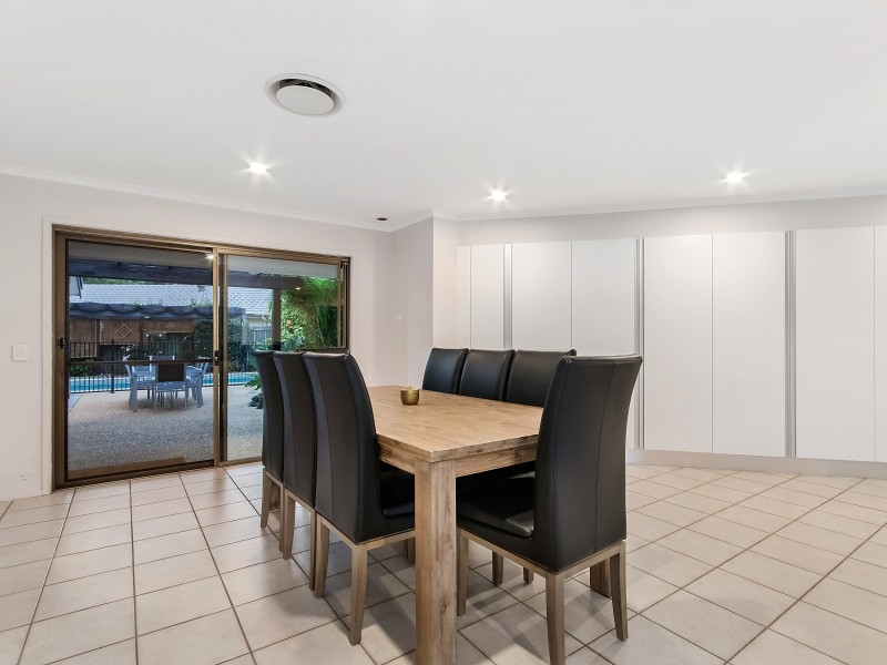 111 Alison Road, Carrara QLD 4211