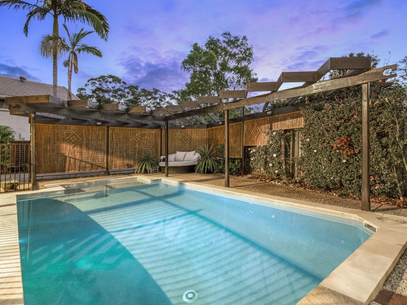 111 Alison Road, Carrara QLD 4211