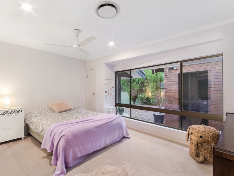 111 Alison Road, Carrara QLD 4211