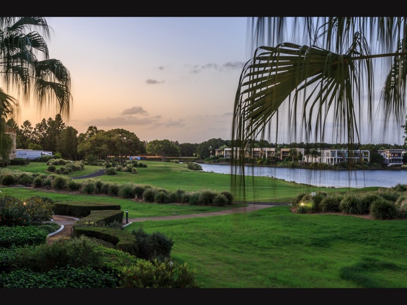 8429 Magnolia Dr East, Hope Island QLD 4212
