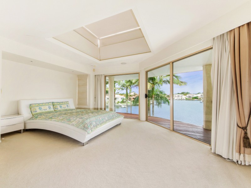21 Montego Court, Mermaid Waters QLD 4218