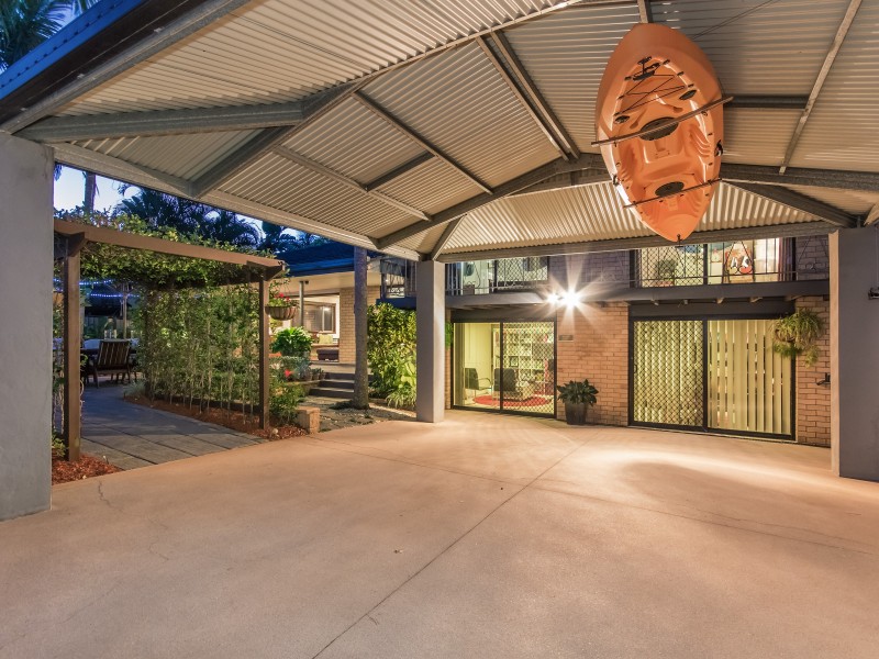 19 Mitchell Avenue, Molendinar QLD 4214