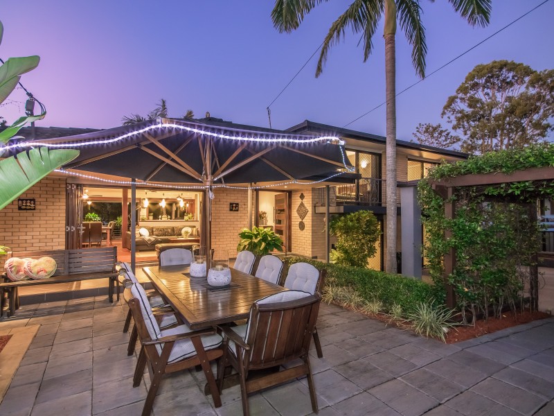 19 Mitchell Avenue, Molendinar QLD 4214