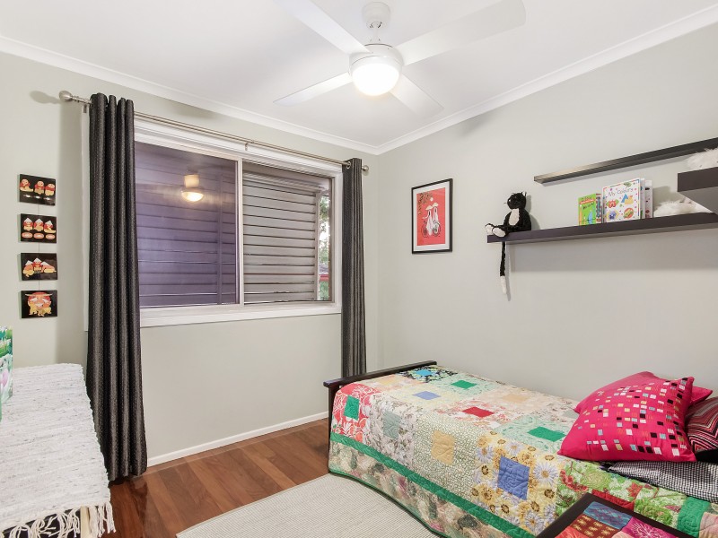 19 Mitchell Avenue, Molendinar QLD 4214