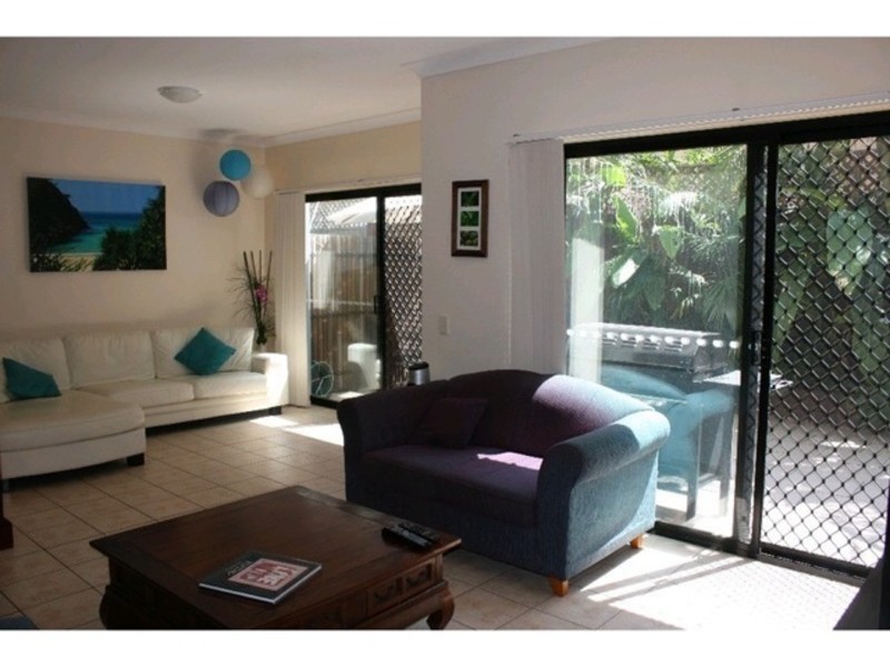 6/25 Blake Street, Southport QLD 4215