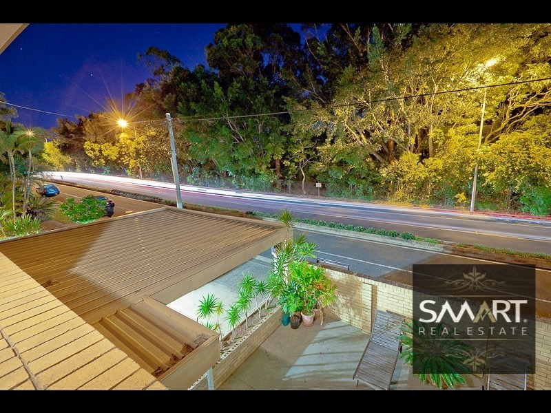 108 Slatyer Avenue, Bundall QLD 4217