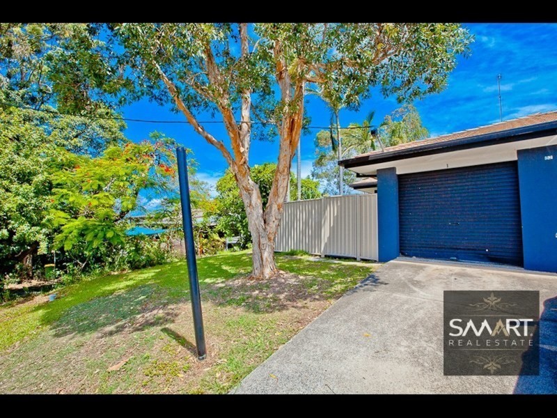 1/82 Brisbane Road, Labrador QLD 4215