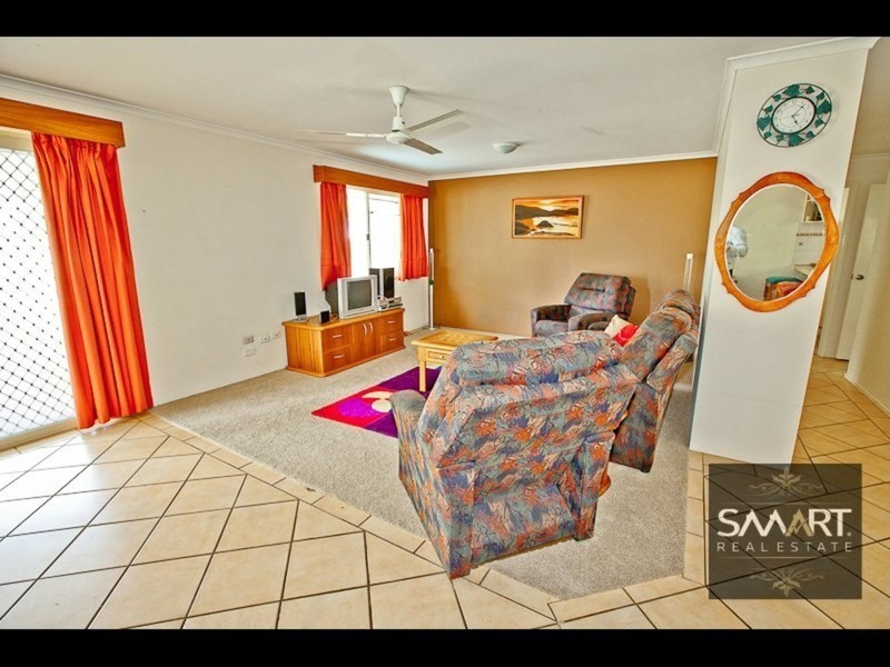 1/82 Brisbane Road, Labrador QLD 4215