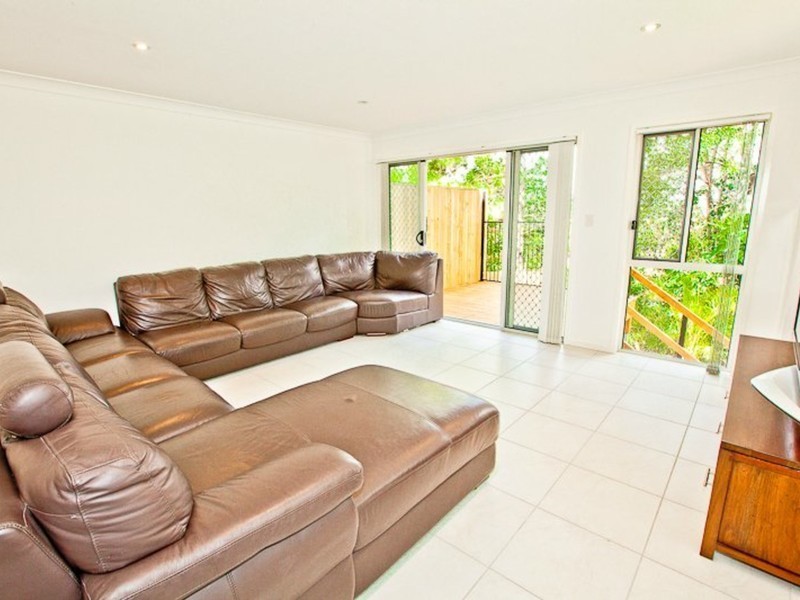 1/13 Nerang-Broadbeach Road, Nerang QLD 4211