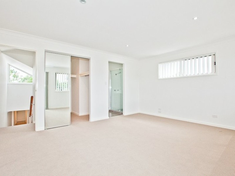 1/13 Nerang-Broadbeach Road, Nerang QLD 4211