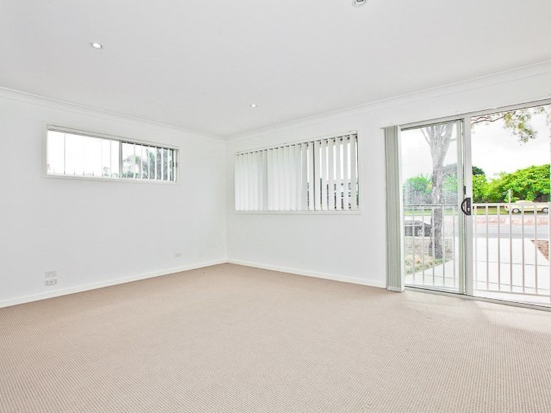 1/13 Nerang-Broadbeach Road, Nerang QLD 4211