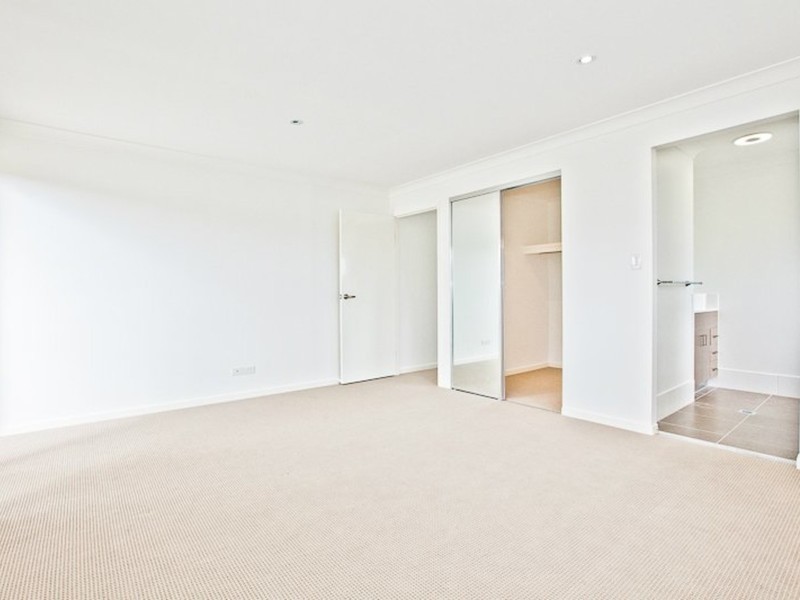 1/13 Nerang-Broadbeach Road, Nerang QLD 4211