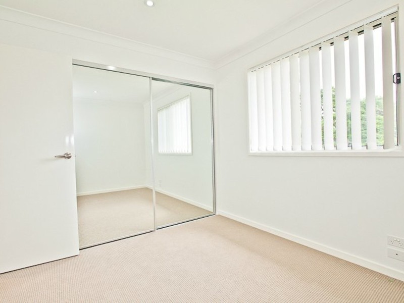 1/13 Nerang-Broadbeach Road, Nerang QLD 4211